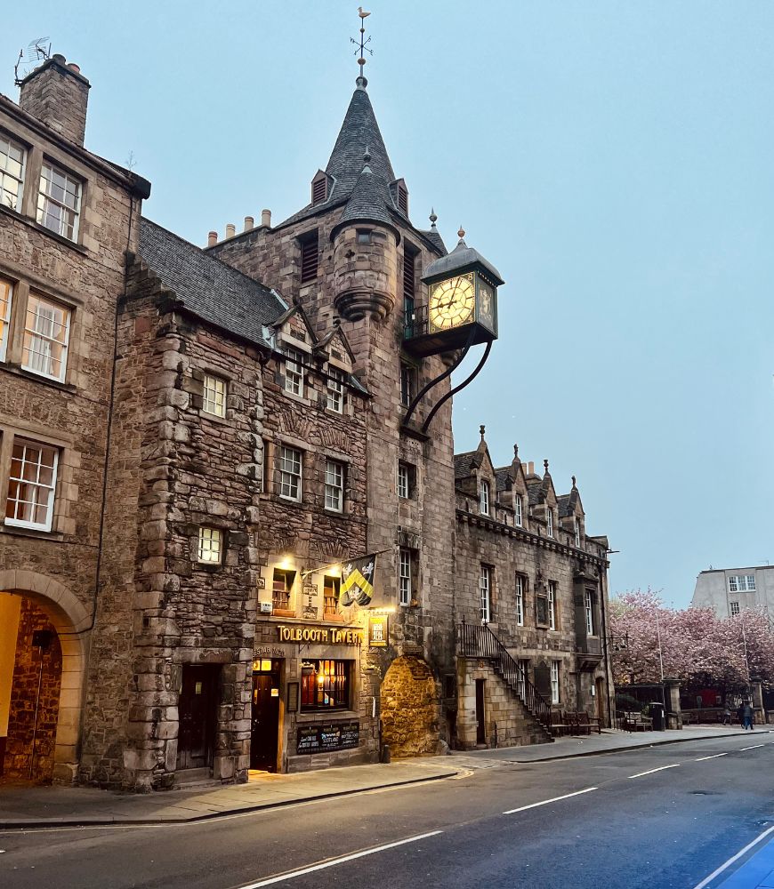 Top 12 Best Things to Do in Edinburgh